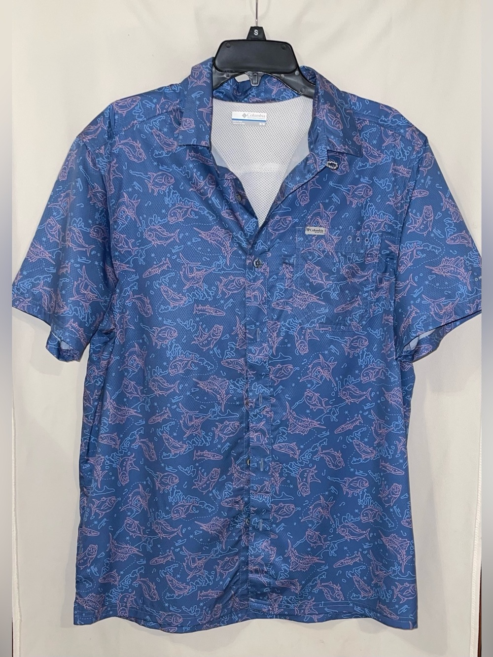 Columbia Blue Short-Sleeve Button-Down Shirt with Pink Fish Print